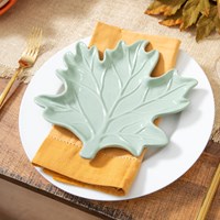 8" Ceramic Leaf Shaped Plate