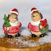Holiday Hedgehogs With Hat and Greenery Figures