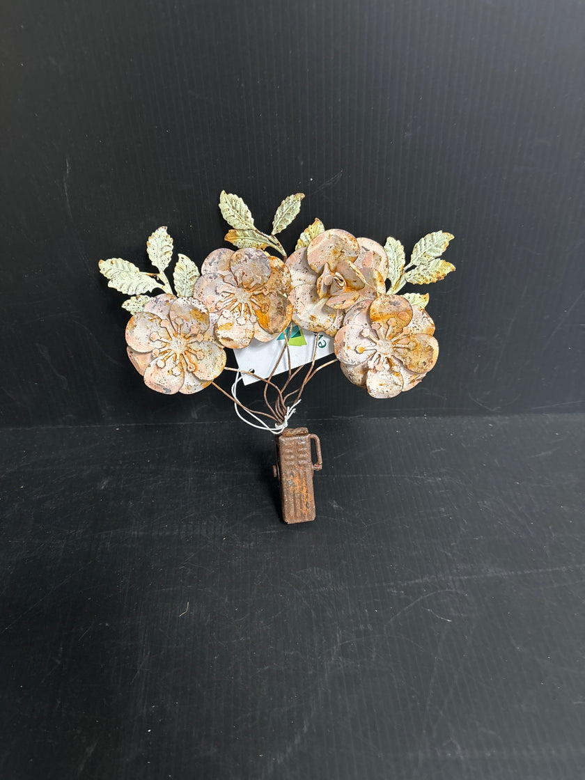 Shabby Chic Destressed Flower Clips