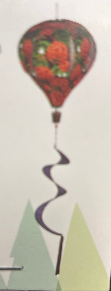Geranium Welcome Burlap Balloon Spinner
