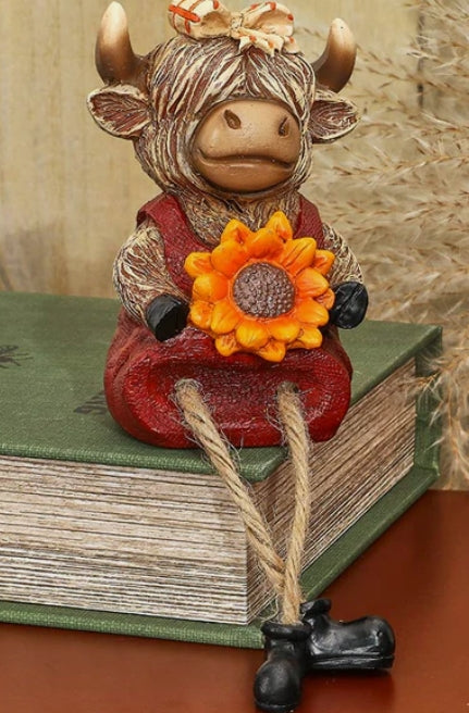 Highland Cow Fall Shelf Sitter