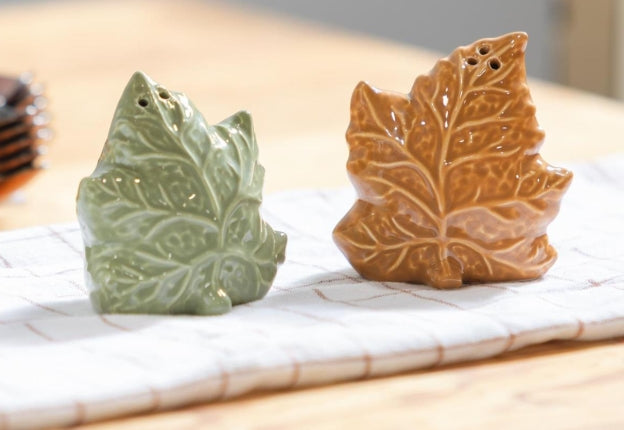 Ceramic Leaf Shaped Salt and Pepper Shaker