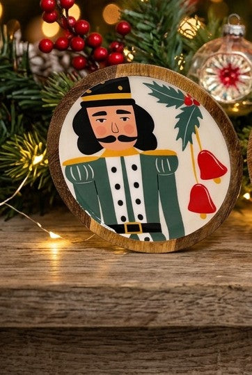 Mango wood Nutcracker small tray