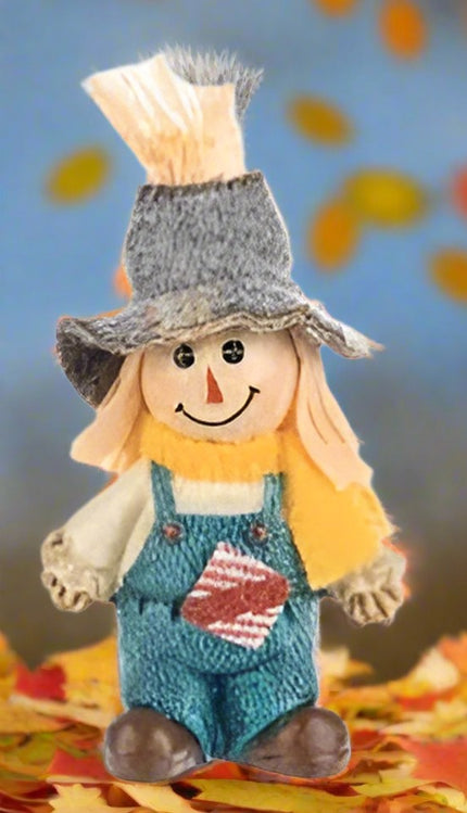 Tiny little scarecrow