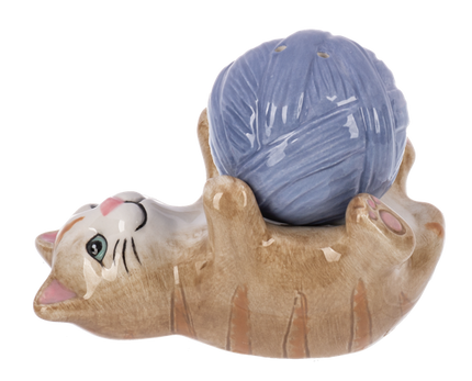 Cat w/ Yarn Salt & Pepper Shaker
