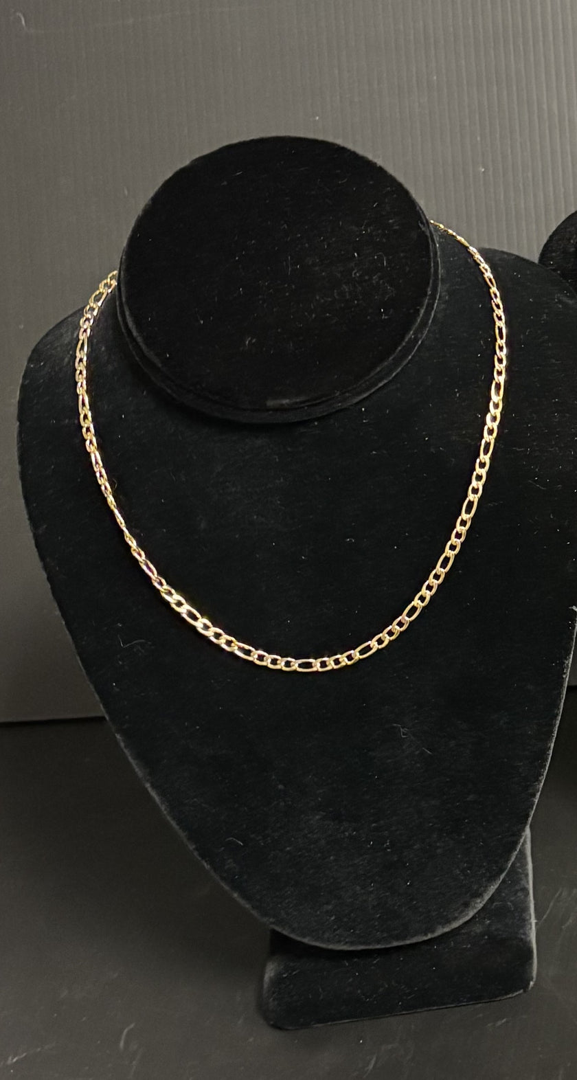 Tarnish resistant gold chains
