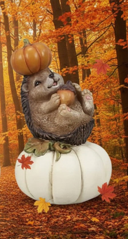 Fall resin Hedgehog figurines