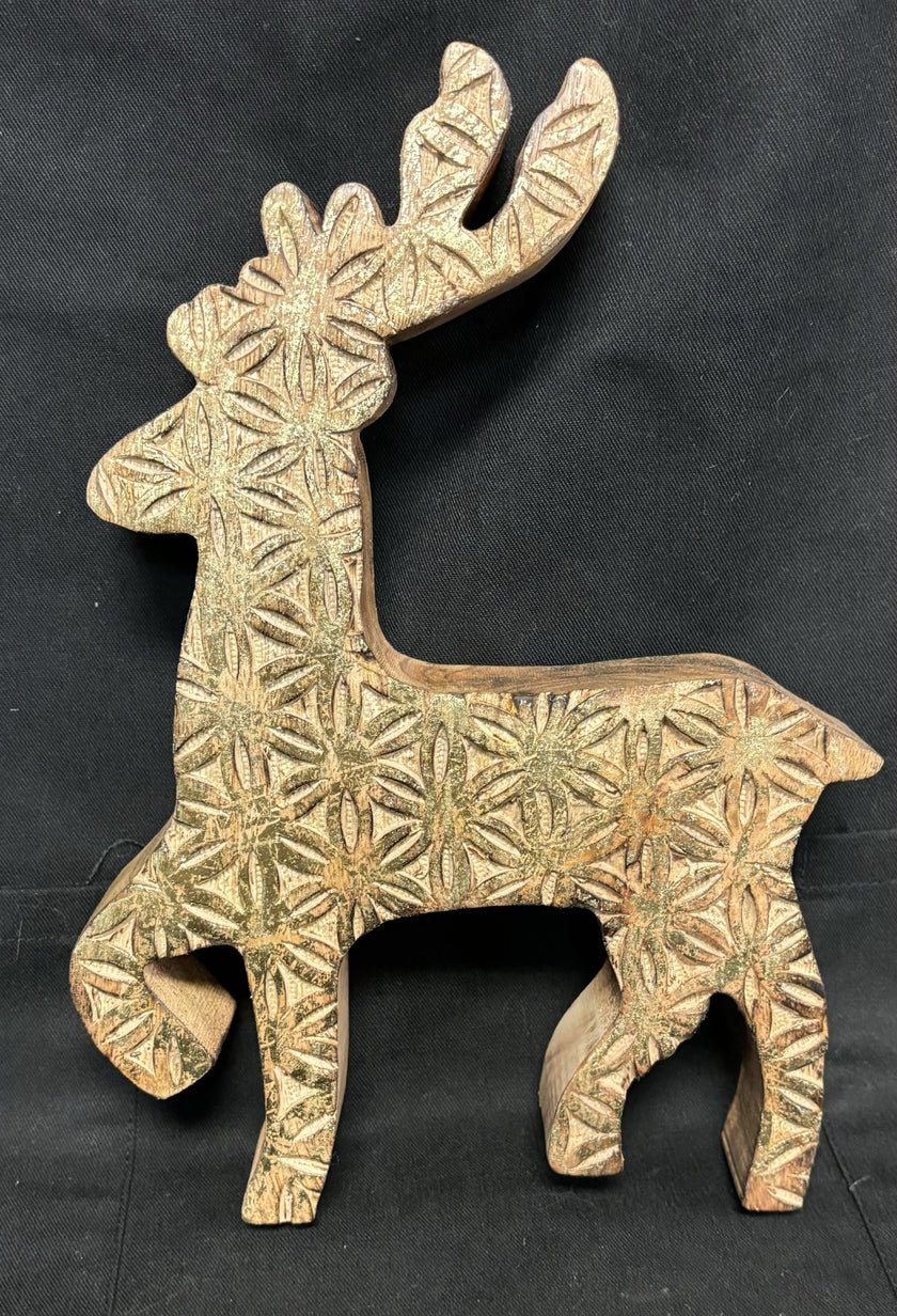Golden Reindeer figures