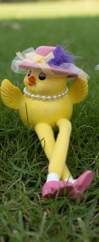 Fancy Chick Shelf Sitter