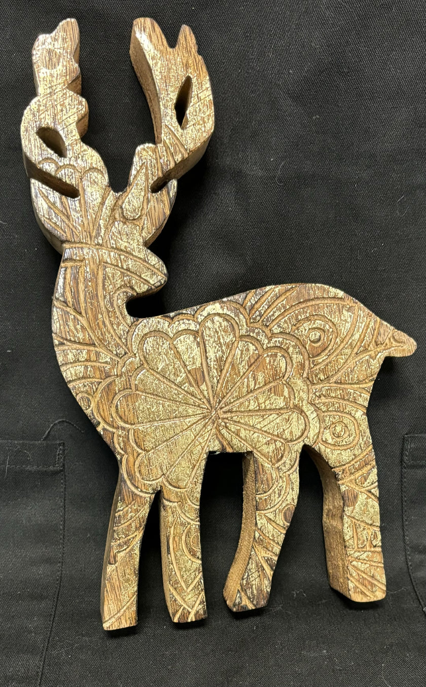 Golden Reindeer figures