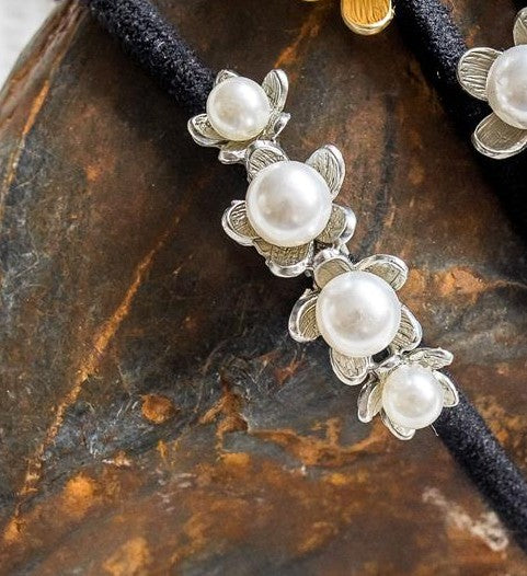 Metal and Pearl Flower Hair Tie