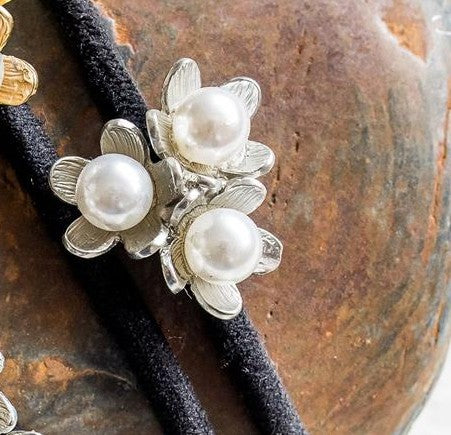 Metal and Pearl Flower Hair Tie